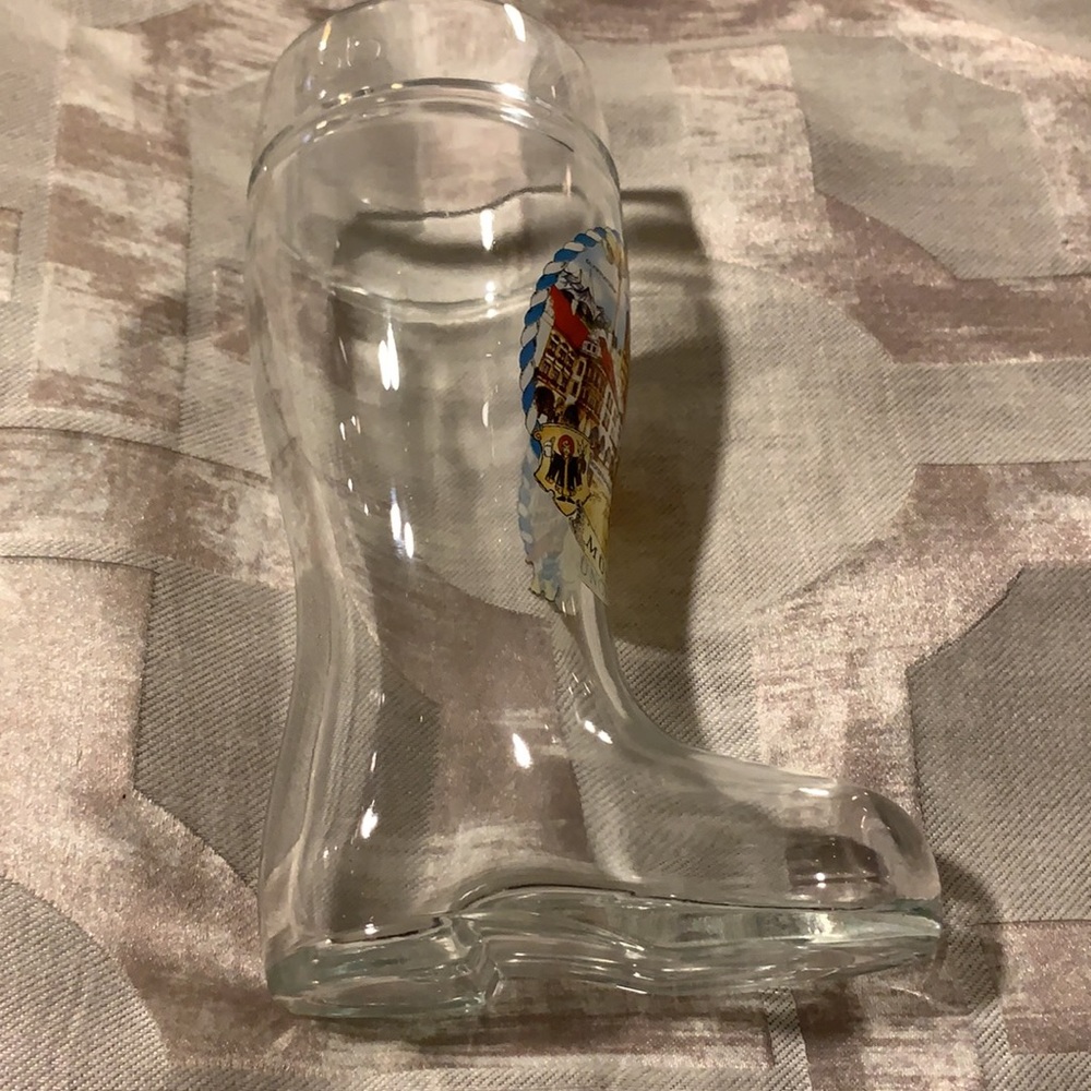 🇩🇪 German Glass Boot - Picture 2 of 6